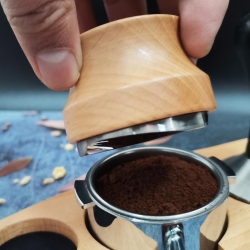 Пуш тумпер рефленый для кофеварки, 51 мм, 212011231
